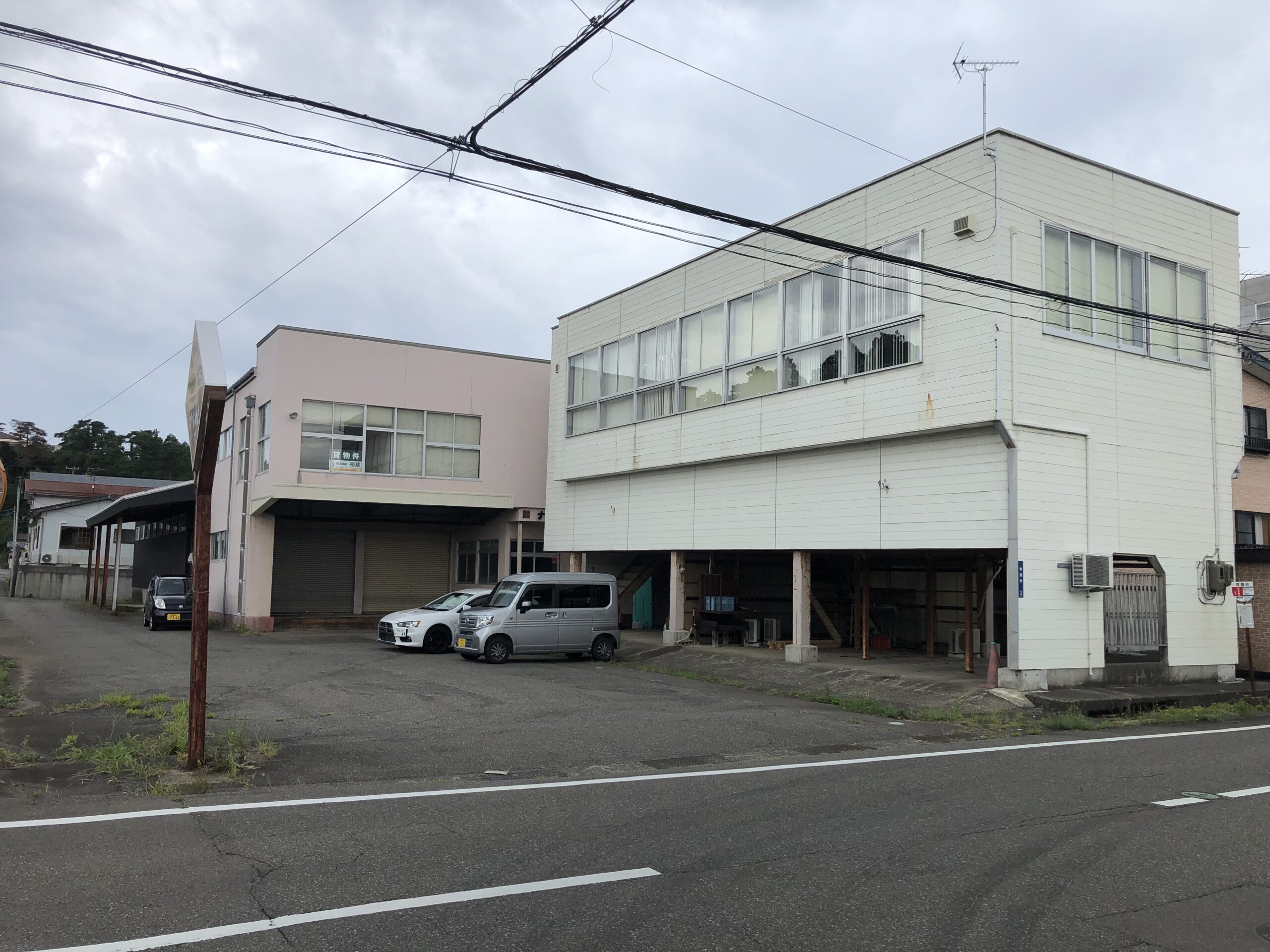 貸倉庫・事務所【プラットフォーム】柏崎市常盤台　　１５万円／月